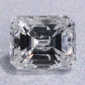 0.48 carat Emerald Natural Diamond -