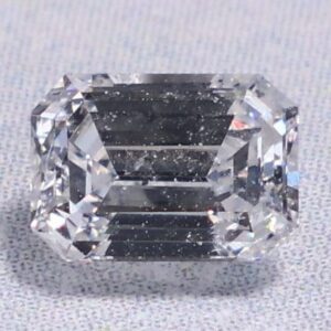 0.39 carat Emerald E SI2 Natural Diamond - EGL US68524504D