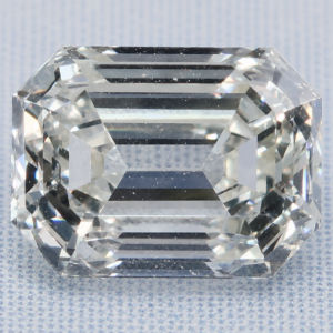 0.45 carat Emerald Natural Diamond