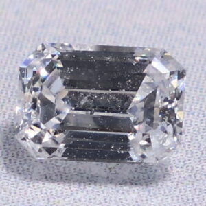 0.26 carat Emerald Natural Diamond
