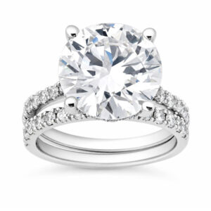 IGI Certified E-VVS2 Lab Diamond Hidden Halo Wedding Set (3-7cttw)